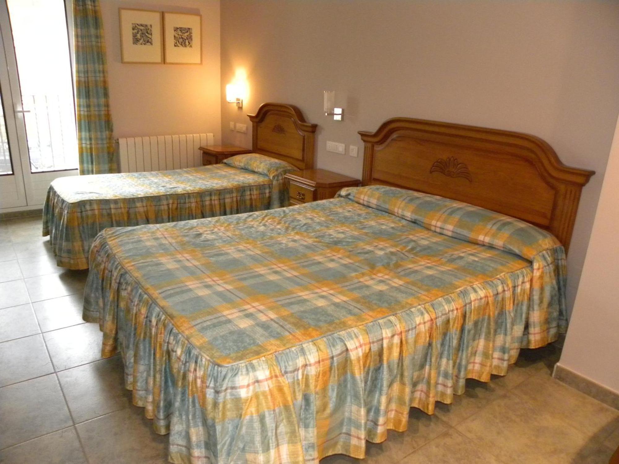 Hotel Duque De Calabria 曼萨内拉 客房 照片