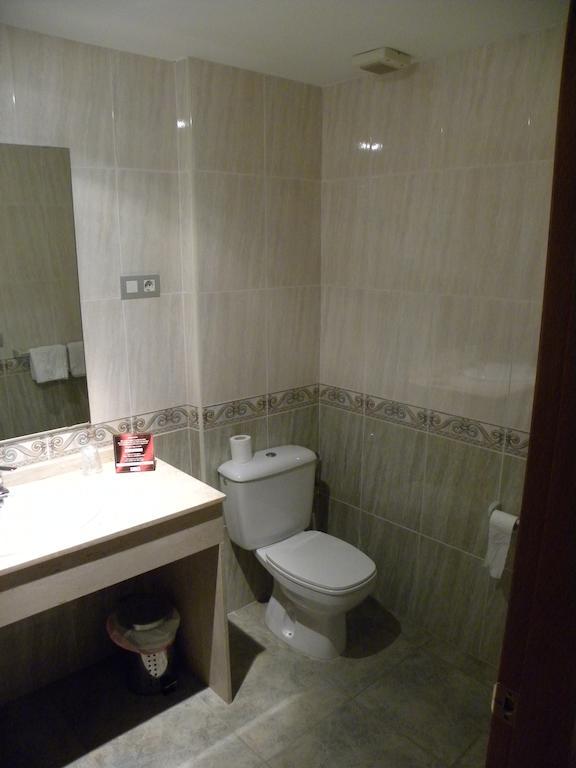 Hotel Duque De Calabria 曼萨内拉 客房 照片
