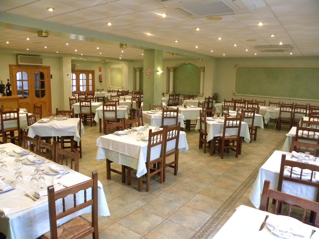 Hotel Duque De Calabria 曼萨内拉 外观 照片