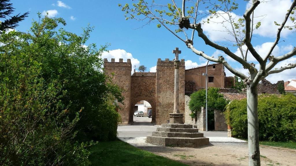 Hotel Duque De Calabria 曼萨内拉 外观 照片